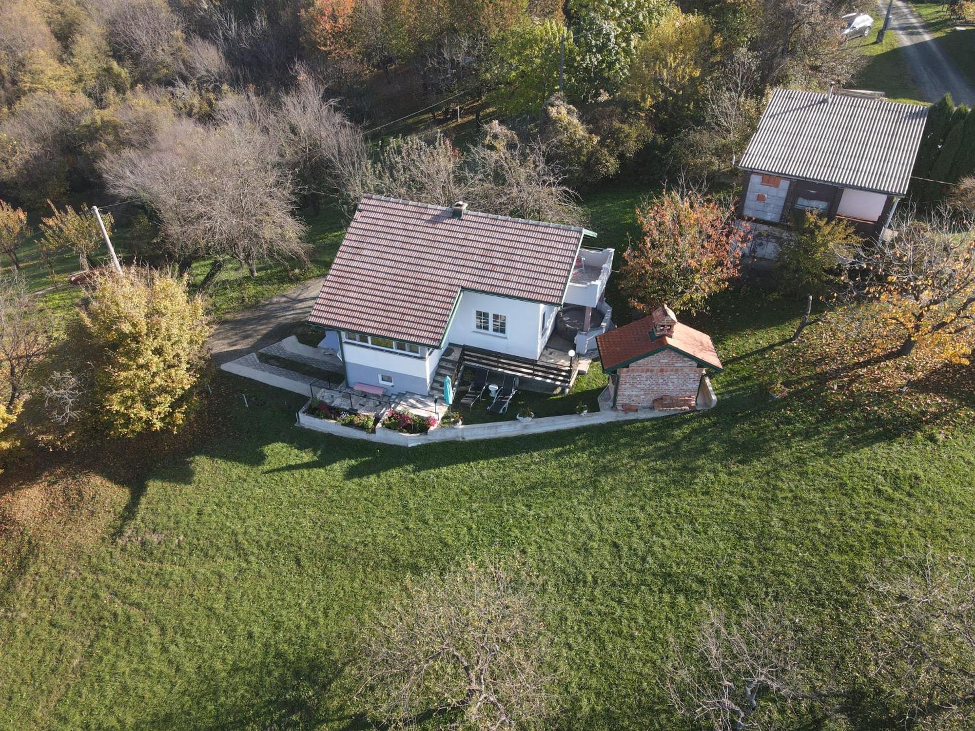 Appartamento Kuca Za Odmor Jurino Gnijezdo Jarki Horvaticevi Esterno foto