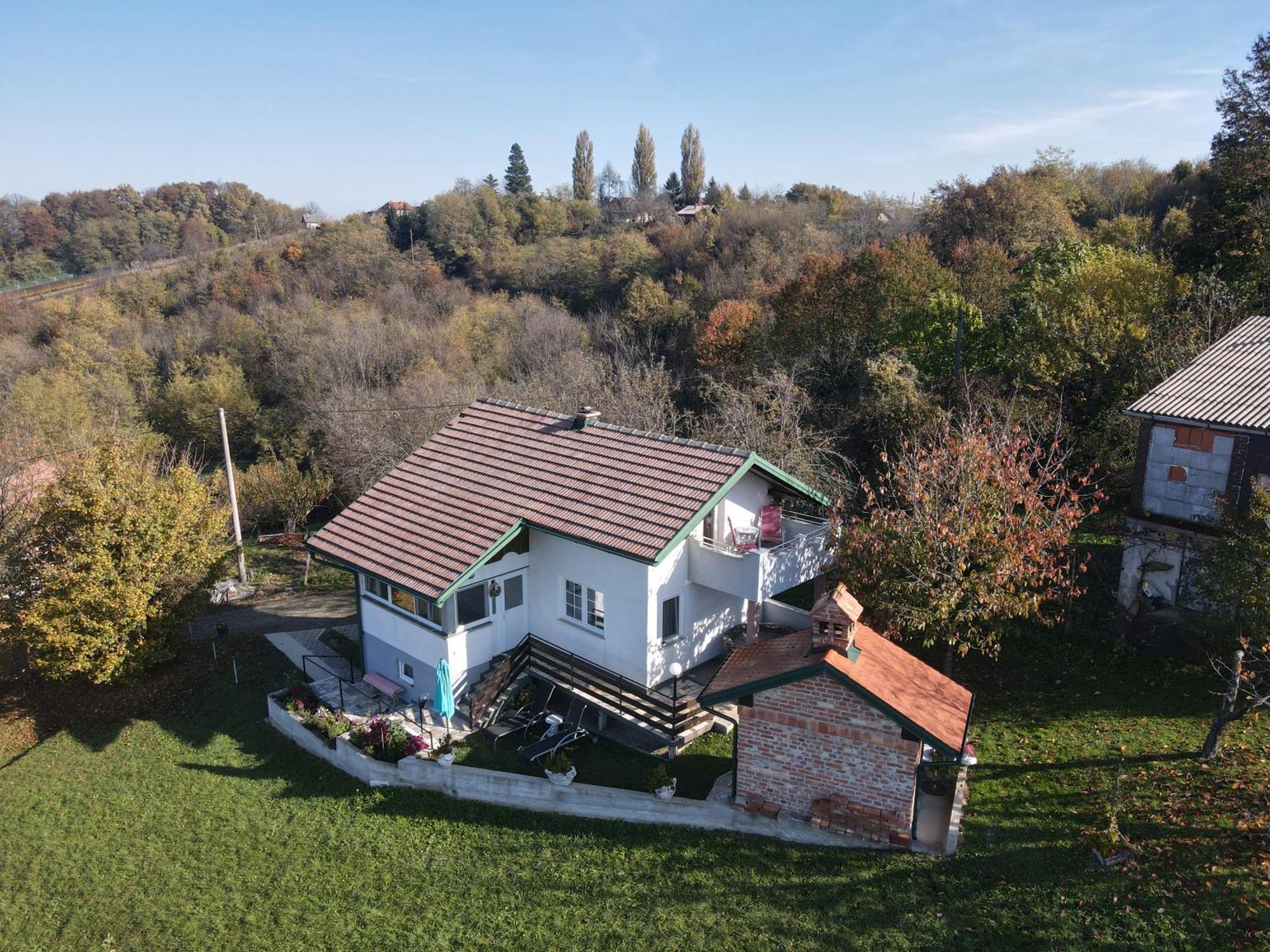 Appartamento Kuca Za Odmor Jurino Gnijezdo Jarki Horvaticevi Esterno foto